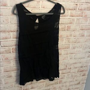 Torrid Black Sleeveless Lace Top
